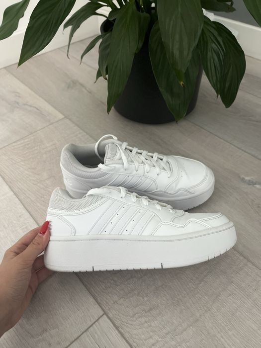 Pantofi Sport Adidas Hoops 3.0 Bold mărime 35.5