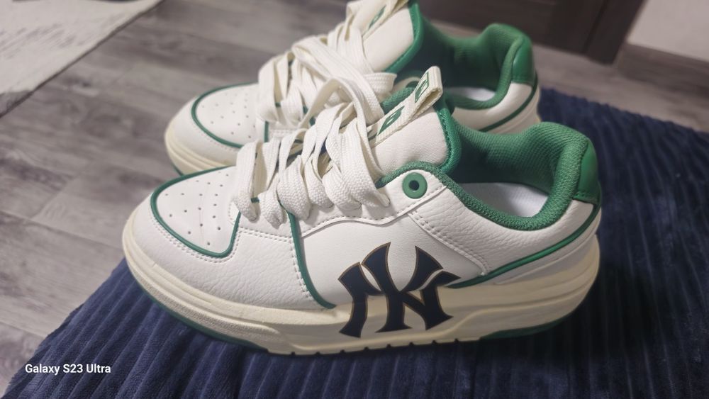 Кроссовки оригинал.