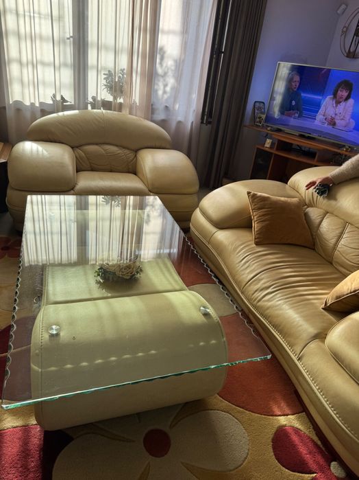 Масивна холна гарнитура от еко кожа