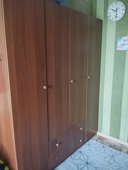 Продается шифоньер