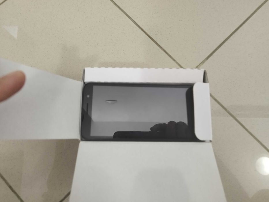 Смартфон Alcatel 1 2019