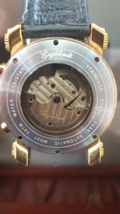 Vand ceas mecanism automatic