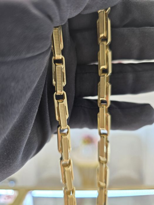 Продам Золотой трос (Дутый обьёмный)
Вес 30 грамм
Длинна 62см