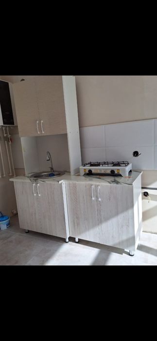 Кухный сатылады.