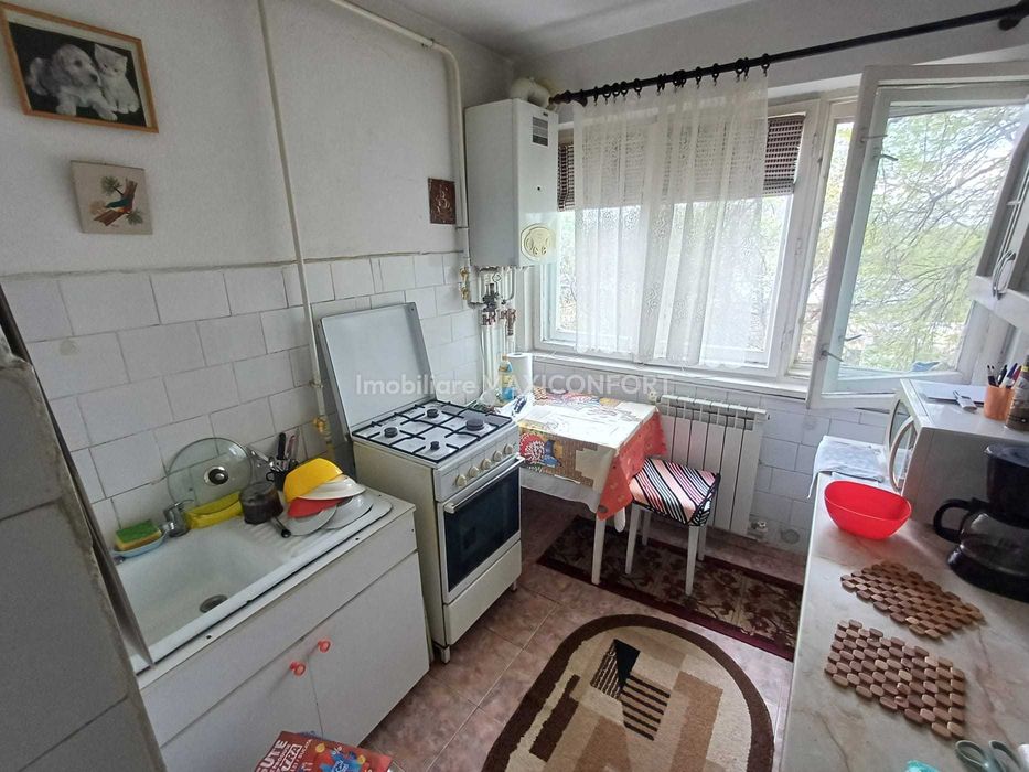 Apartament 2 camere, confort 1, etajul 3