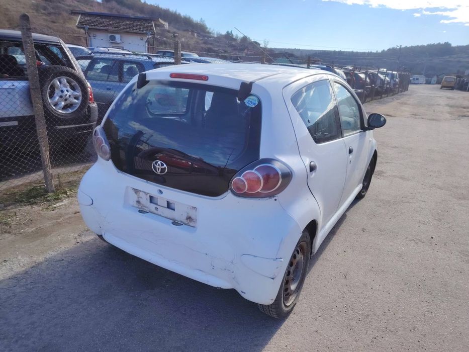 Toyota Aygo 1.0 68 кс /Тойота айго