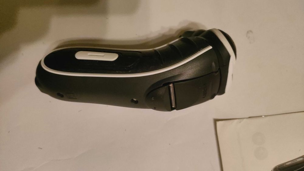 Машинка за бръснене с тример Philips HQ7310