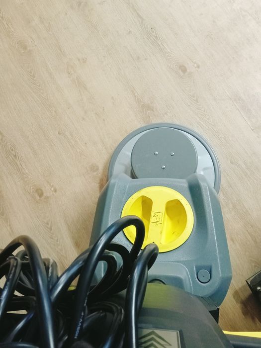 Поломоечная Машина