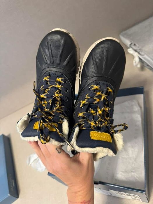 Geox обувки за деца Нови