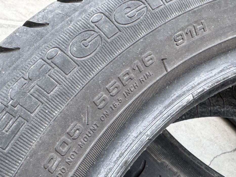 205/55/R16 Goodiyear EfficientGrip 2бр летни dot3219