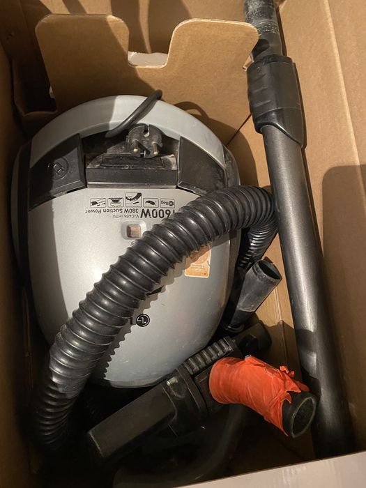 Пылесос Lg turbo работает 1600 w