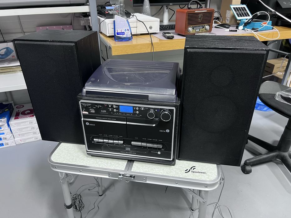 Sistem audio stereo Weltbild (combina muzicală)