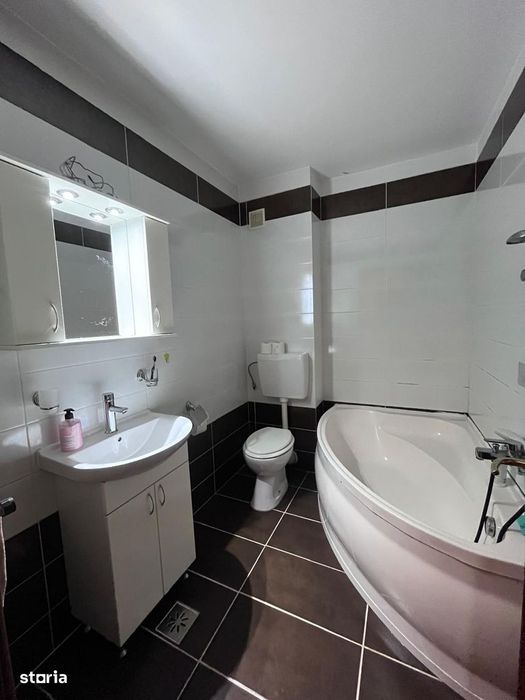 Inchiriez Apartament 3 camere, Nufarul