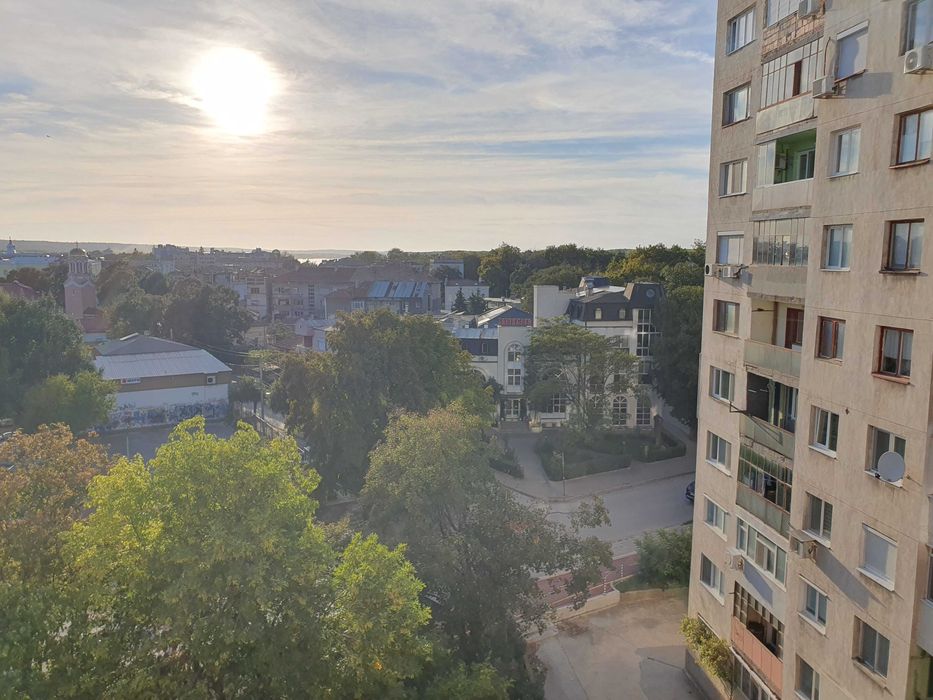 Продава се Тристаен апартамент в Силистра, Център - 130 кв.м за 706 €/кв.м - Снимка #8