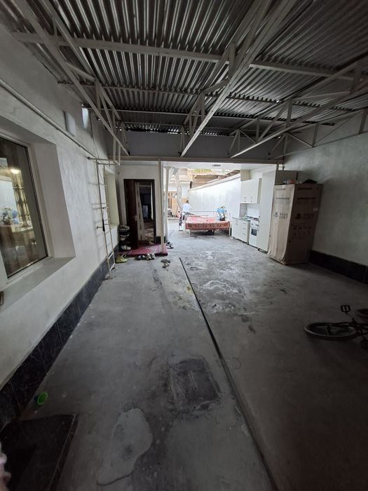 Hovli sotiladi 2 sotok