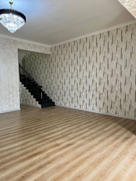 Uy sotiladi 7.5 sotix Bektemr post yonida eski Navoiy kochasi