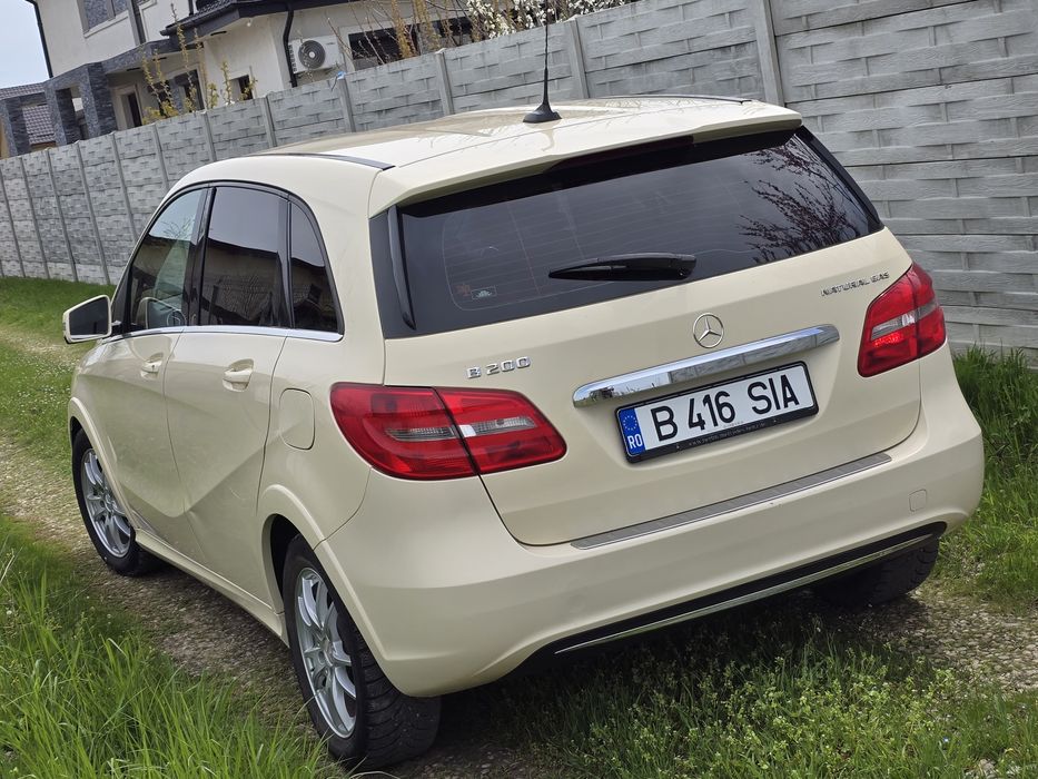 Mercedes B200 2014 Benzina+Gaz de fabrica, Euro 6