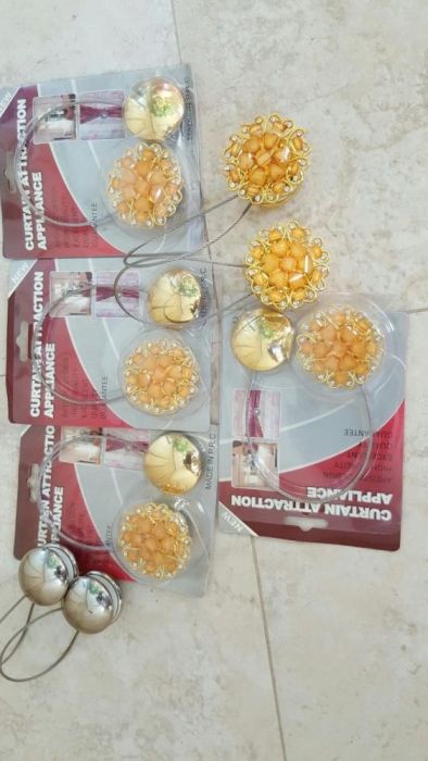 Магнитные подхваты для штор