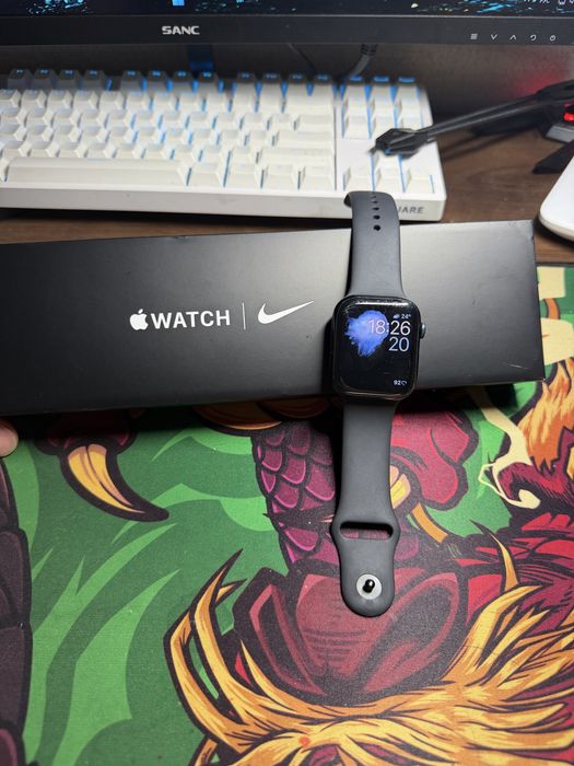 продам apple watch 7 nike