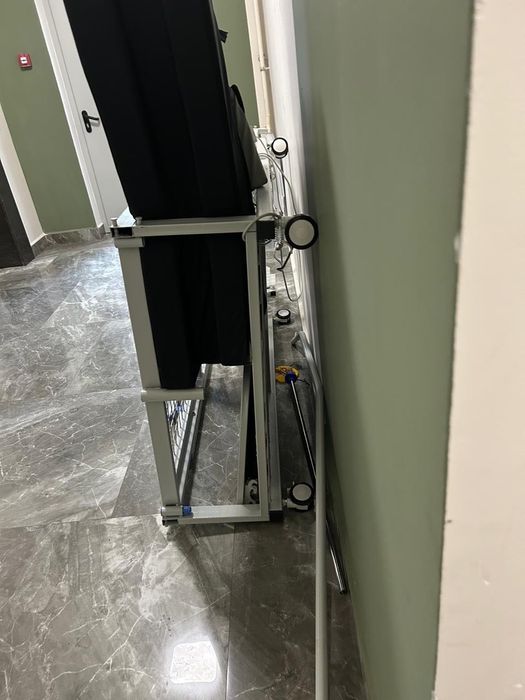 Медицинская кровать