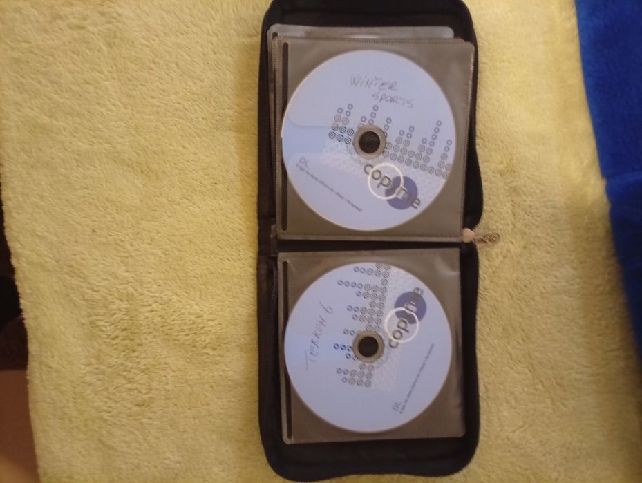 Vând Xbox 360 în stare foarte bună