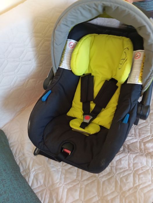 Бебешко столче за кола