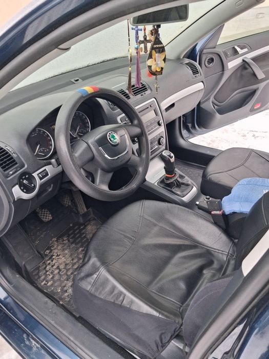 Vindem sau schimb skoda Octavia 2,2013,diesel,manuala,1,6cc,105cp,