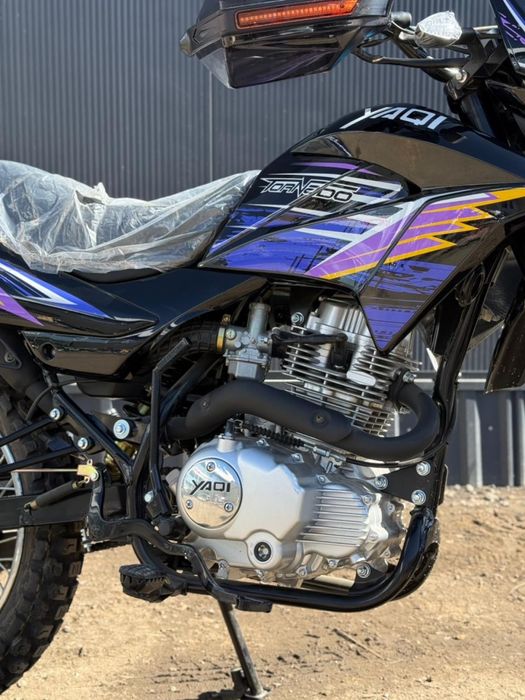 Мотоцыкл Yaqi.