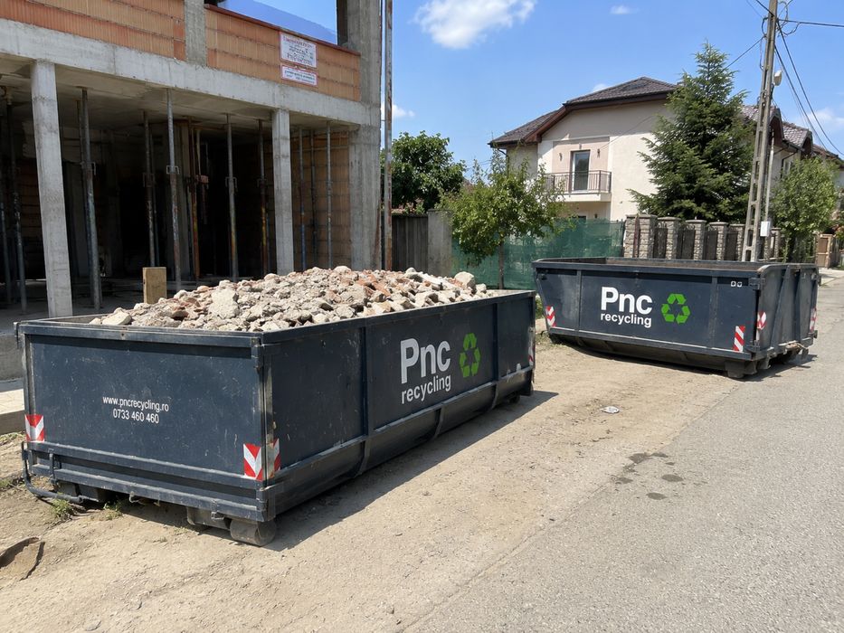 Container moloz excavari evacuare curatare teren