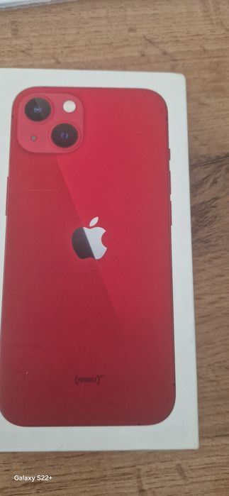 Продам айфон 13. город Қонаев. Цвет красный