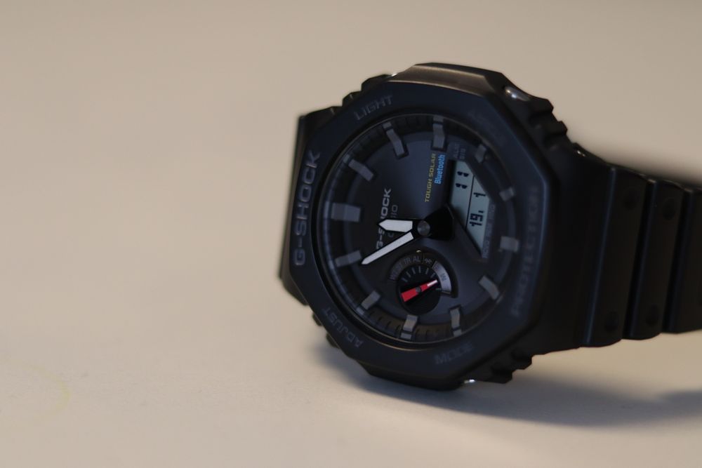 G-Shock GA-B2100-1AER „CasiOak” cu Solar si Bluetooth