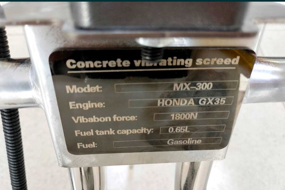 Виброрейка бензиновый Honda мотор 3м, оргинал