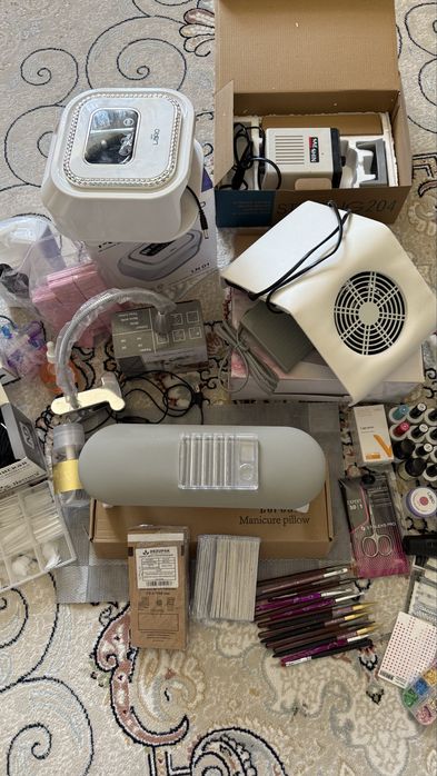 Продам маникюрный набор все есть