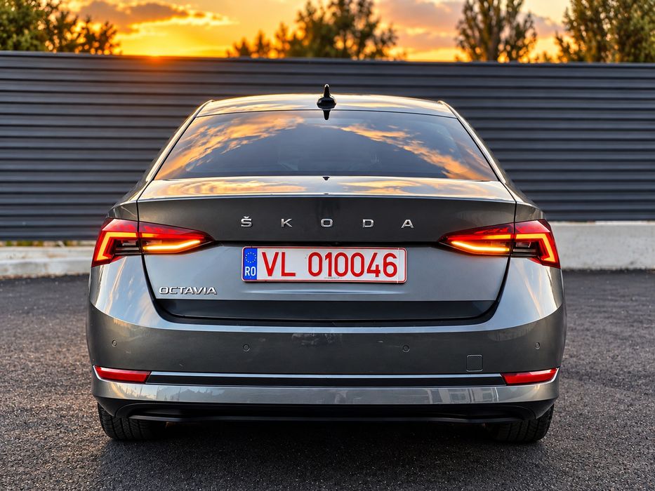 SKODA Octavia 2023 — imagine 5