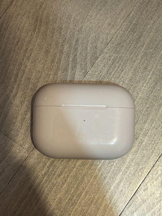 Casti Apple Airpods Pro (3rd Generation) Carcasa MagSafe (USB-C)