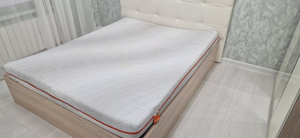 Продам матрац 160х200