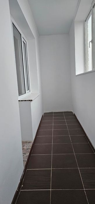 Продам 2-х комнатную квартиру .