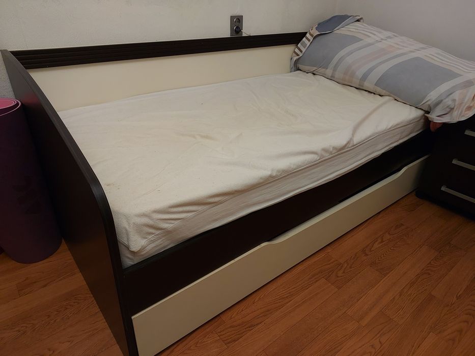 Продам кровать 200×100