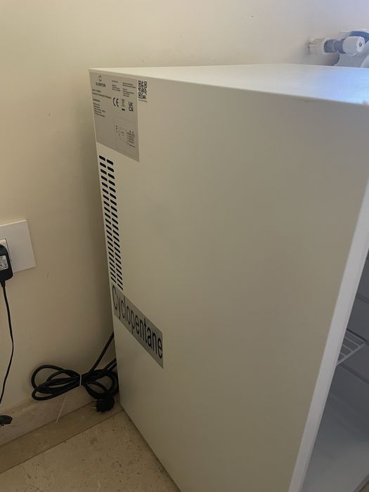 Vand frigider Nou Nefolosit