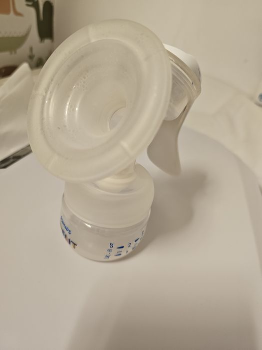 Pompa de san manuala Philips Avent