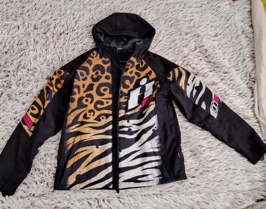 ICON D30 мото яке