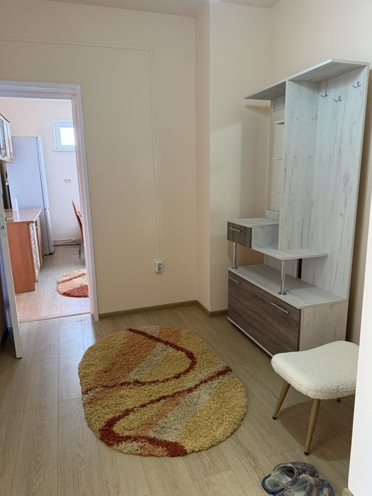 Inchiriez apartament 2 camere in Deva