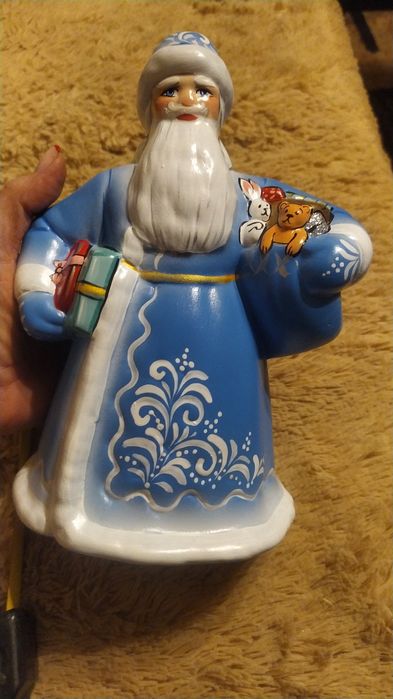 Дед Мороз-Статуэтка фарфоровые