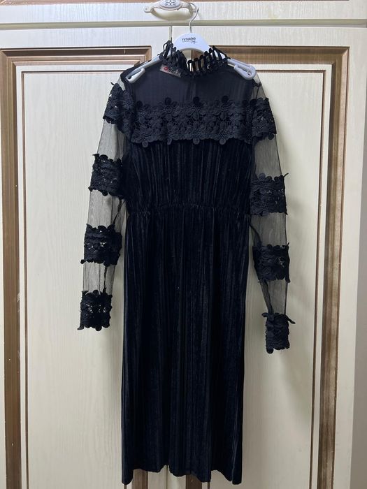 Платья черный бархат 42р