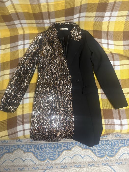 Пиджак с красивыми блестками