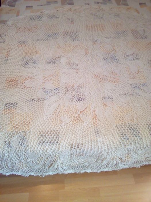 Покривка плетена, ръчна изработка, чисто нова