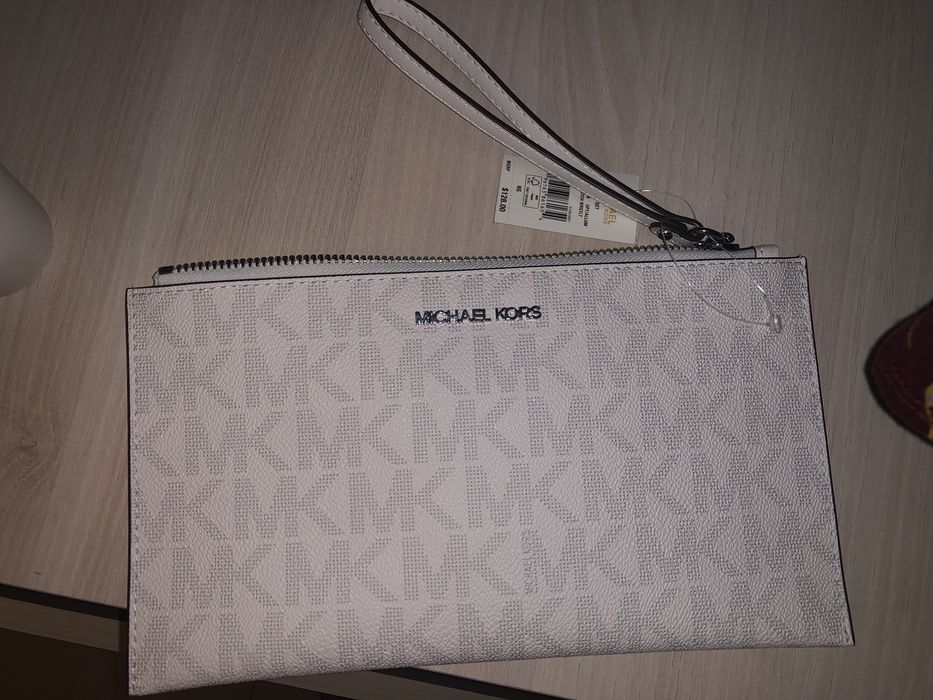 Clutch Michael Kors, piele, cu eticheta