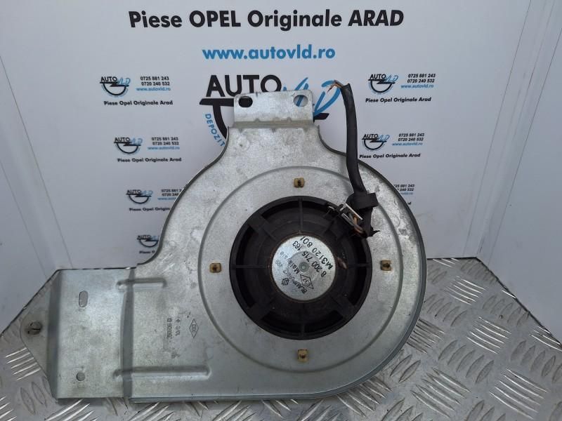 Boxa difuzor usa fata Opel Movano