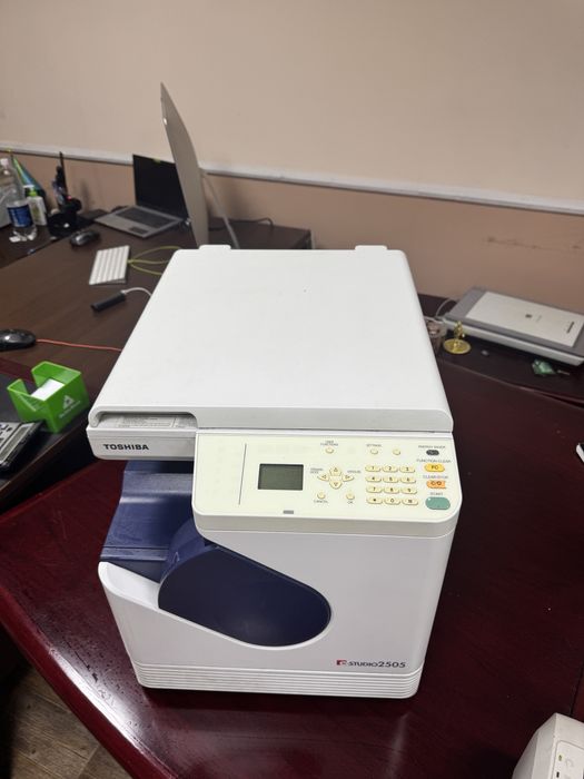 МФУ Toshiba e-STUDIO 2505 — принтер, копир, сканер для офиса