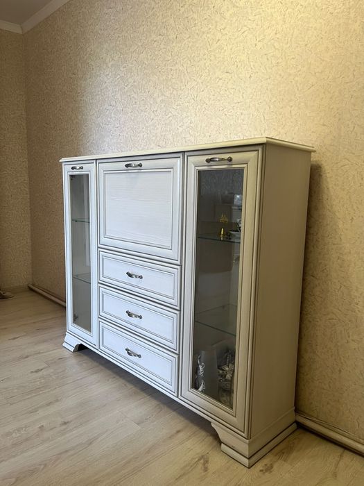 Продам тумбу для прихожей